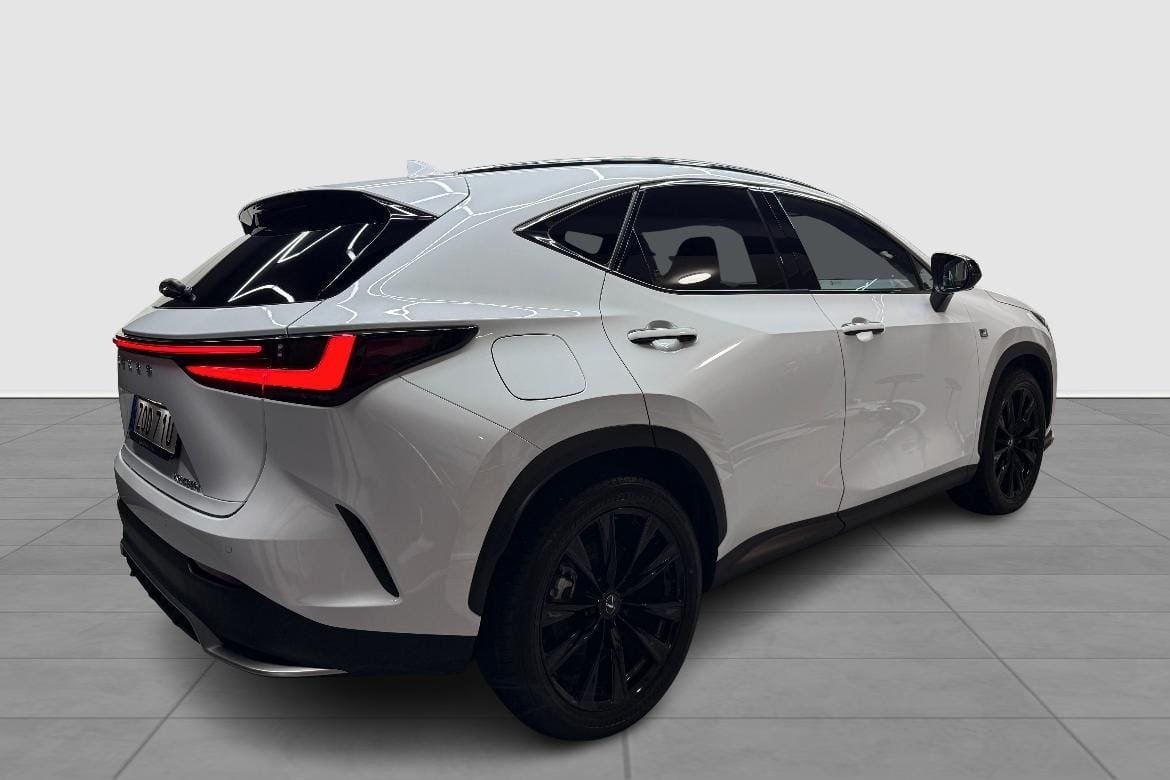 Lexus NX 450h+ F SPORT S DRAG V-HJUL 2025, bild 5/10