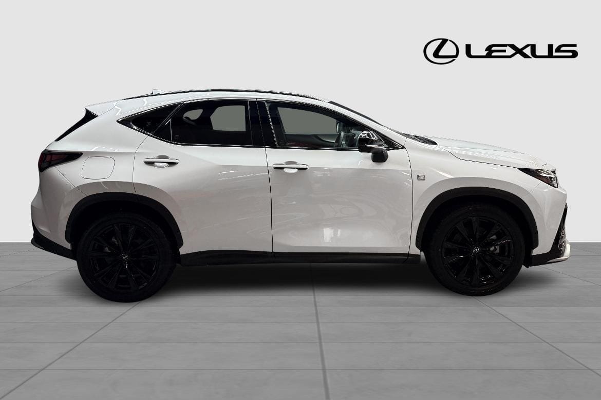 Lexus NX 450h+ F SPORT S DRAG V-HJUL 2025, bild 6/10