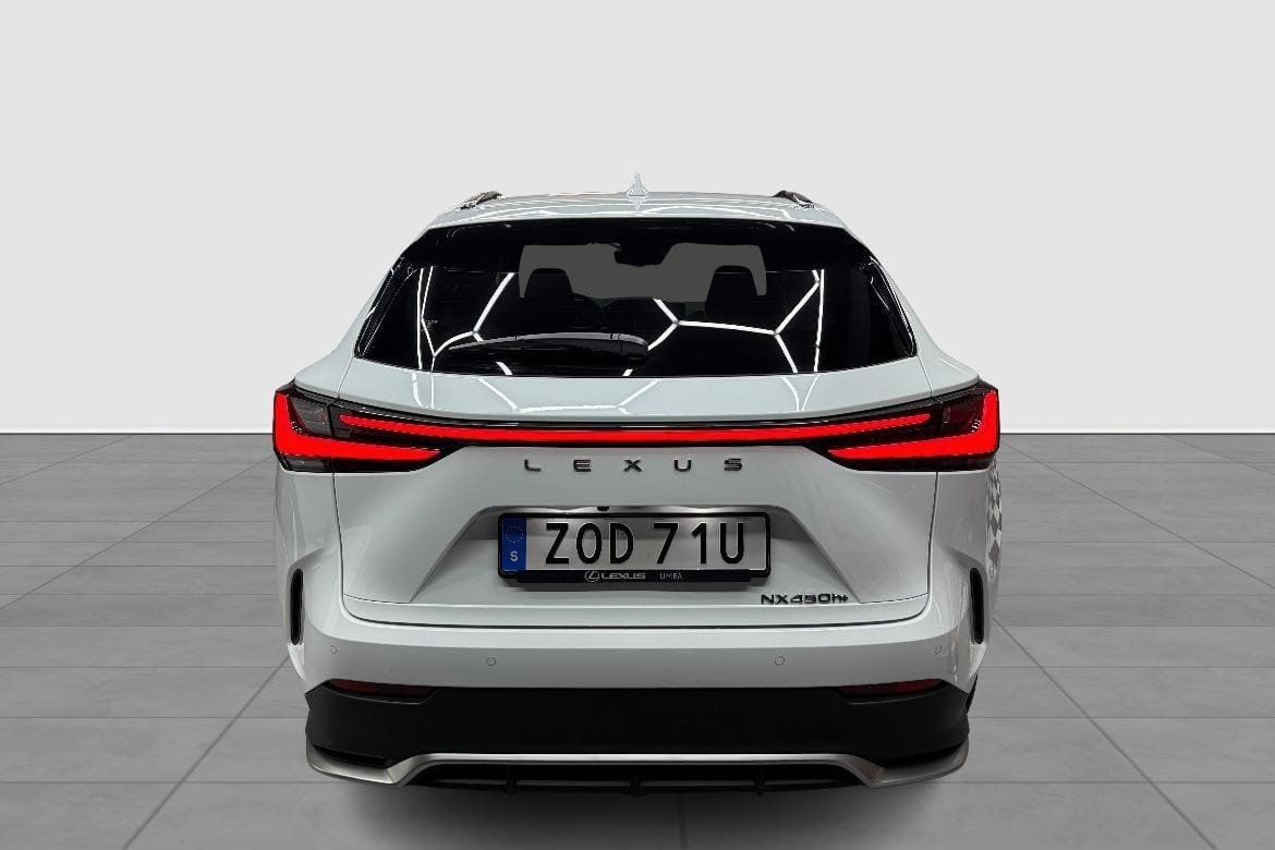 Lexus NX 450h+ F SPORT S DRAG V-HJUL 2025, bild 3/10