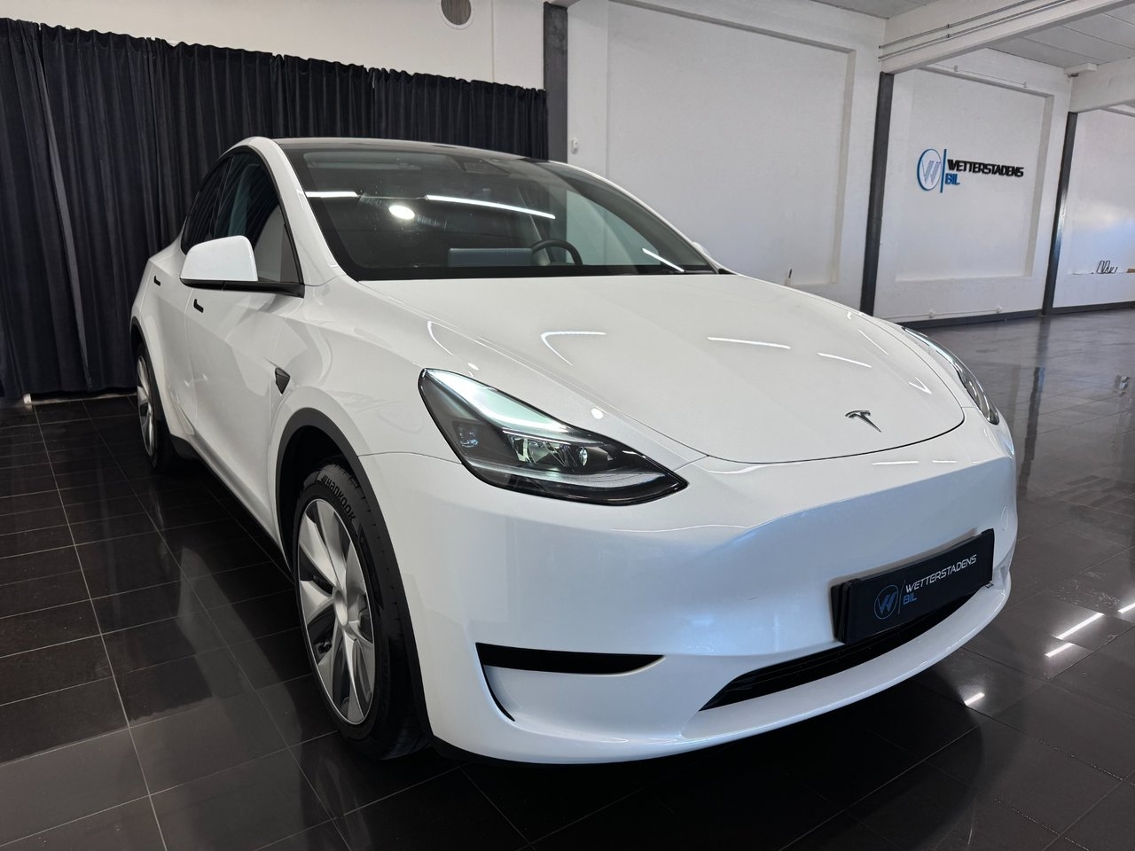 Tesla Model Y 2023, bild 5/10
