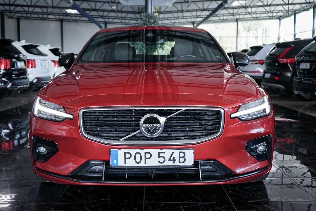 Volvo S60 T5 Geartronic R-Design 2020, bild 2/10