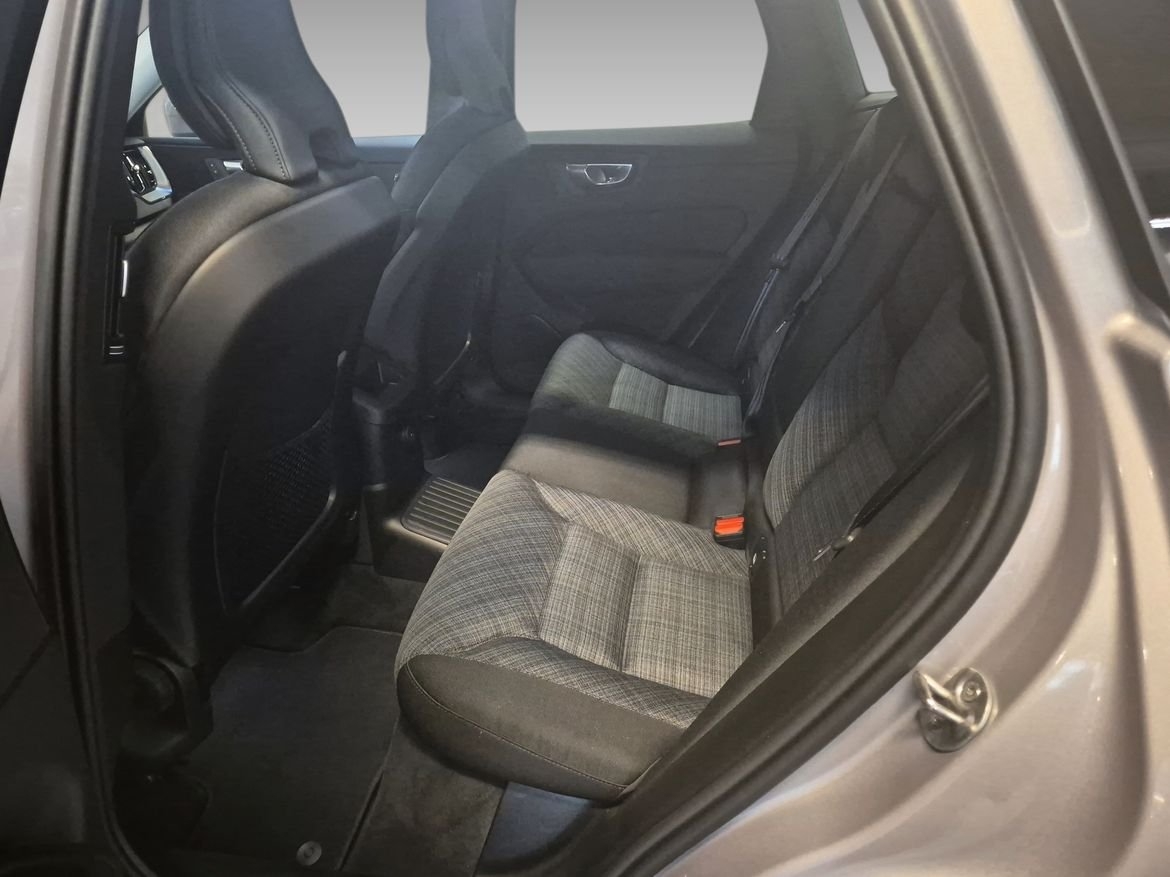 Volvo XC60 T6 Core Nordic 2027, bild 6/10