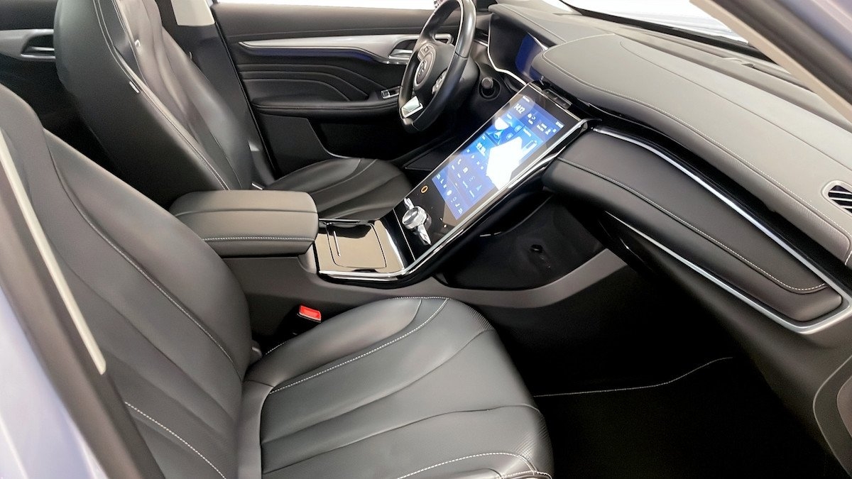 MG Marvel R LUXURY 70 kWh 2022, bild 3/10