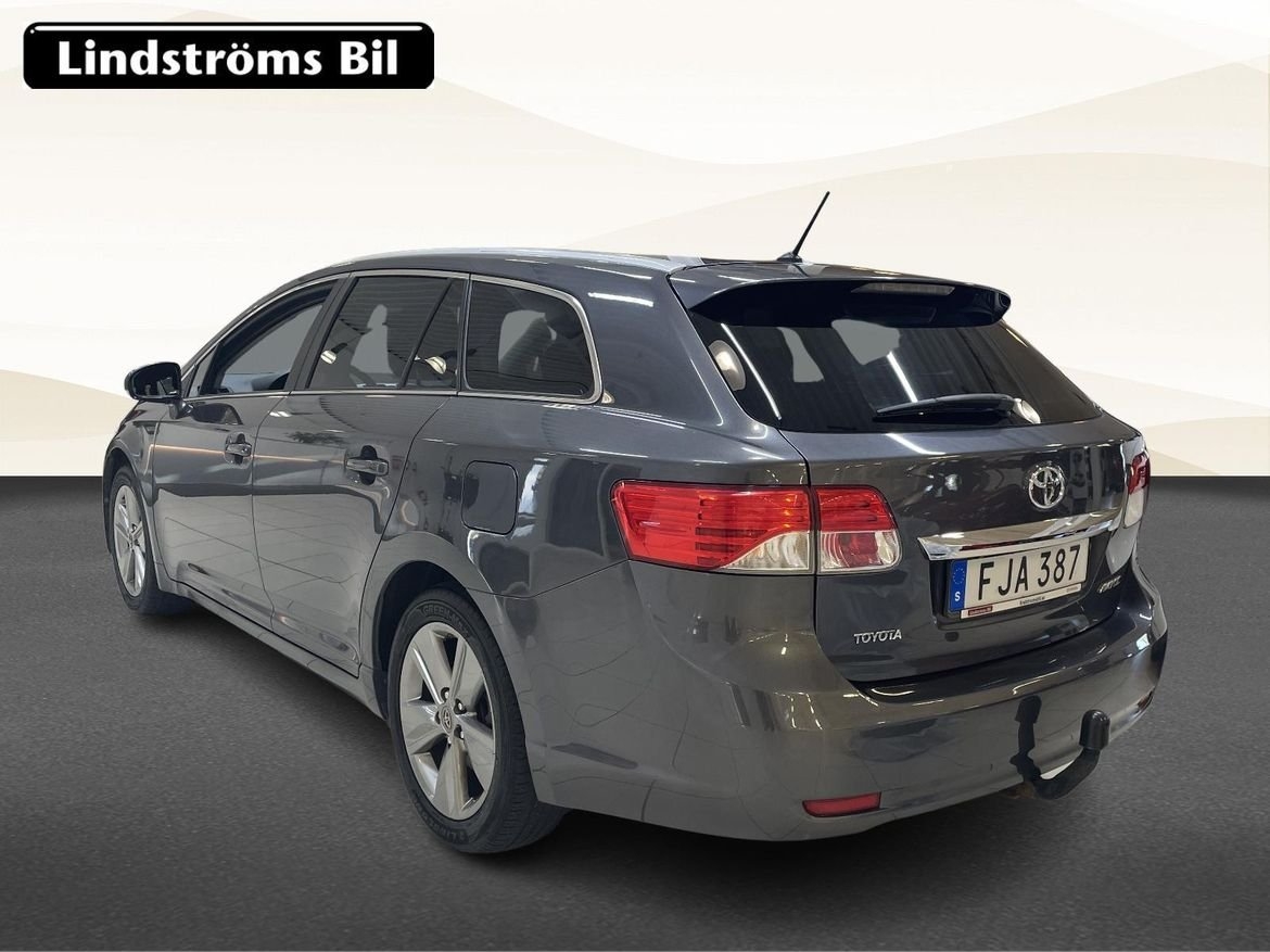 Toyota Avensis 1.8 2014, bild 4/19