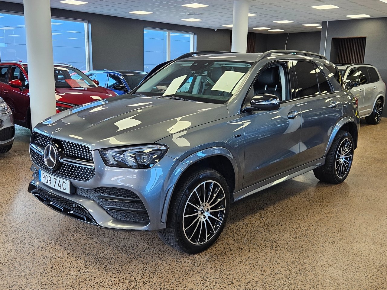 Mercedes-Benz GLE 2021, bild 3/10