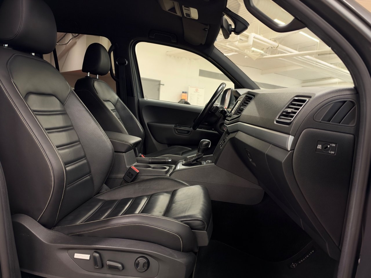 Volkswagen Amarok 2020, bild 6/10