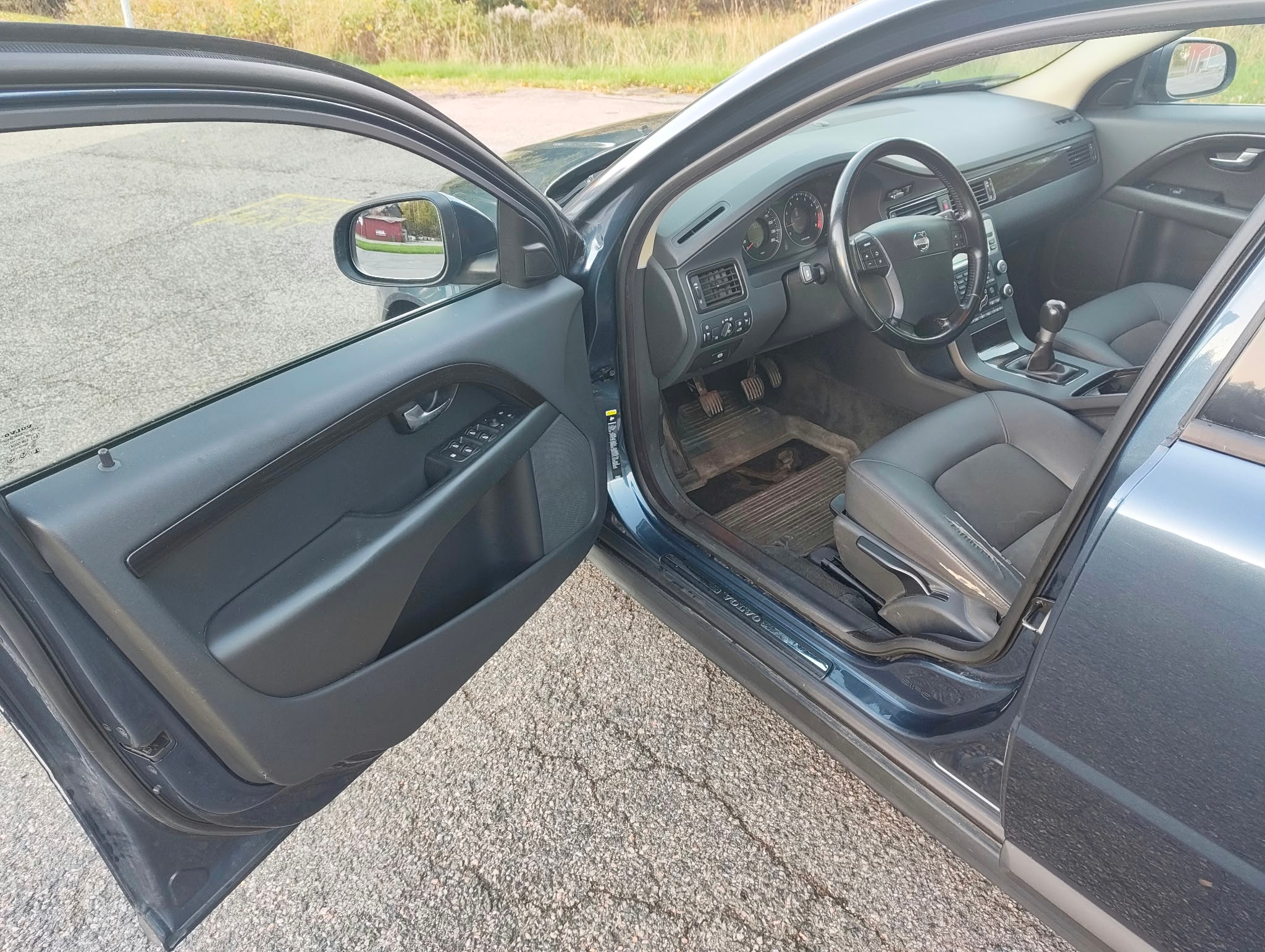 Volvo V70 2.0 2009, kuva 7/8