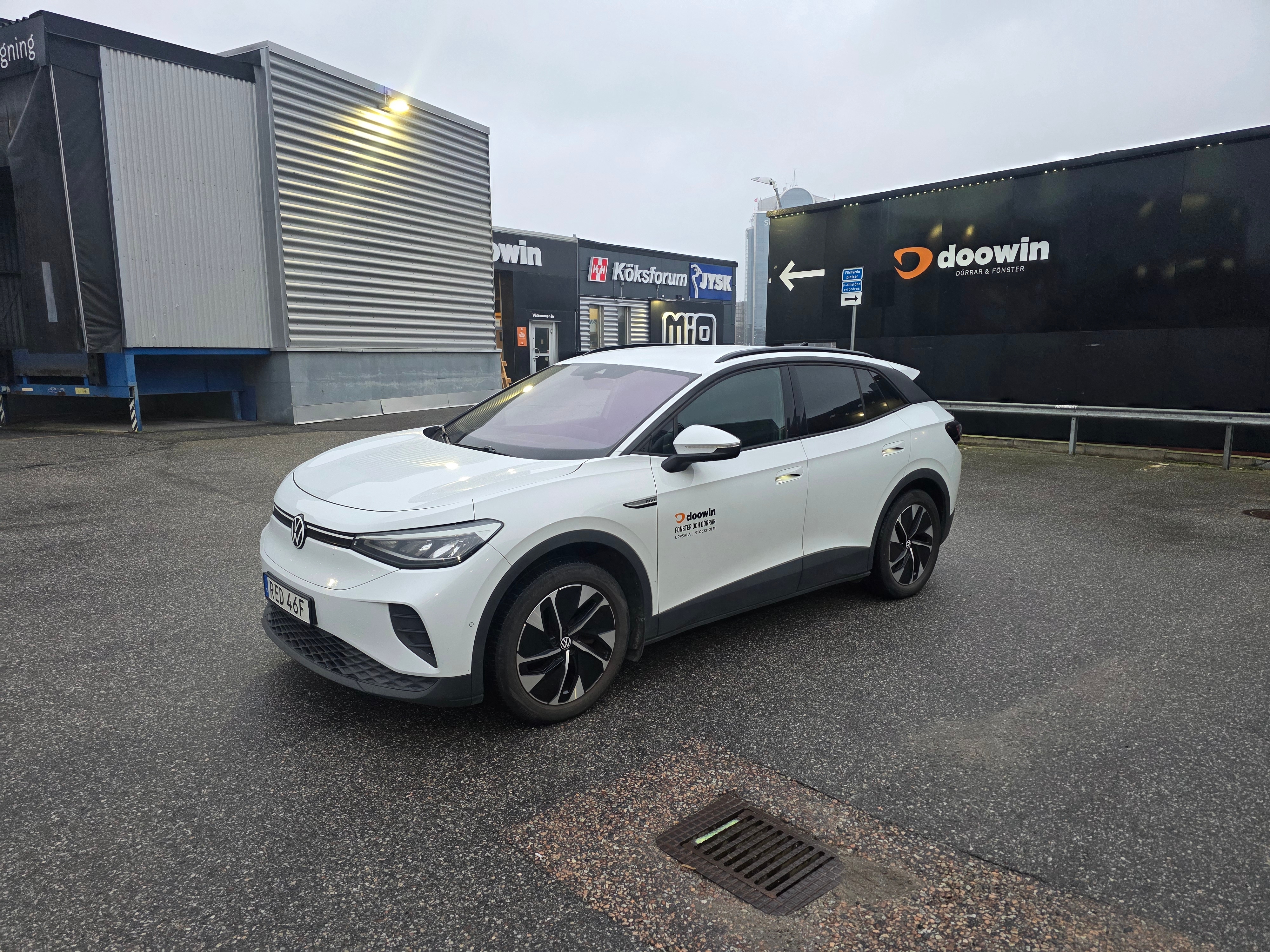 Volkswagen ID.4 Pro Performance 2022, bild 3/9