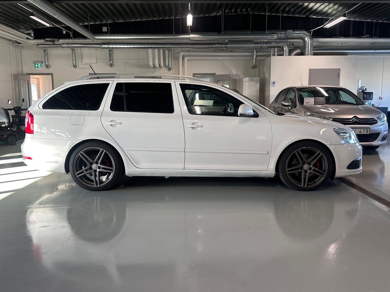Skoda Octavia RS TDI 2011, bild 6/10