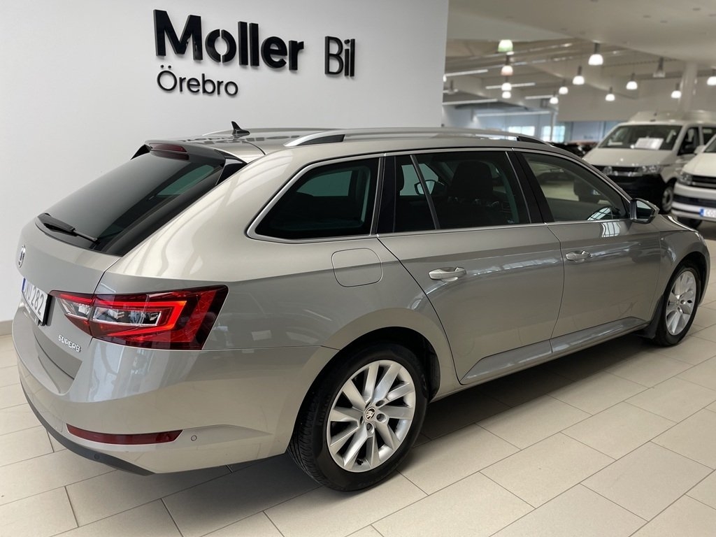 Skoda Superb 1.5 TSI Style 2019, bild 7/21