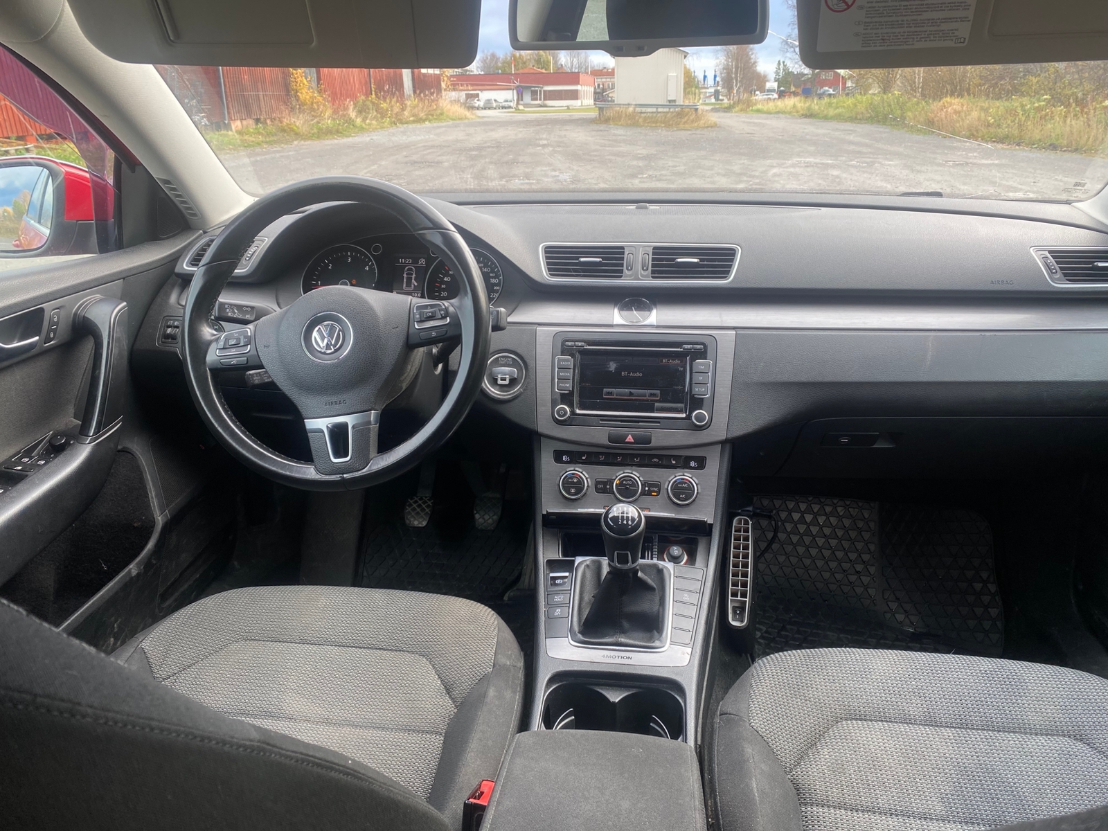 Volkswagen Passat 2.0 TDI 2013, photo 7/9