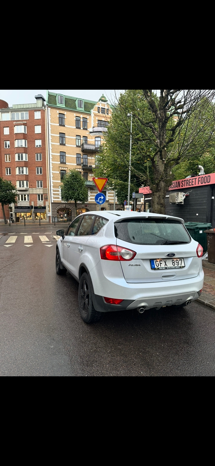 Ford Kuga 2.0 TDCi Manuell 2013, bild 6/8