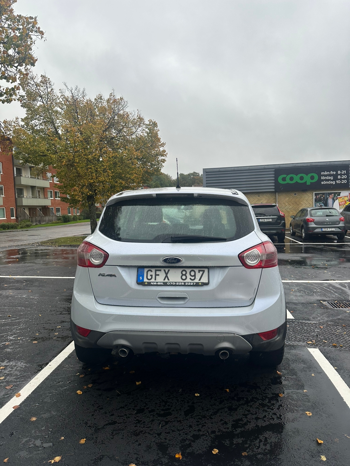 Ford Kuga 2.0 TDCi Manuell 2013, bild 4/8