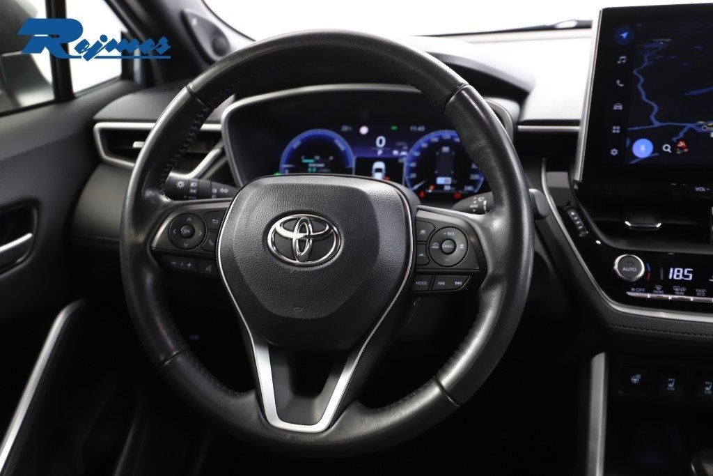 Toyota Corolla Cross 2.0 Hybrid 2023, bild 4/10