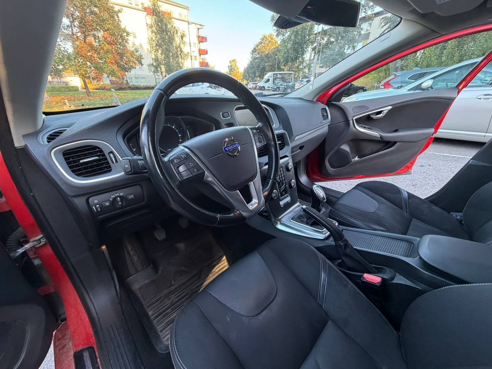 Volvo V40 D2 2014, bild 2/8