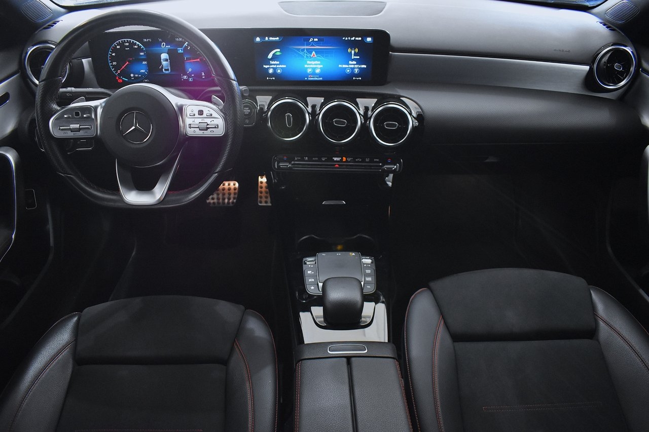 Mercedes-Benz A 200 d Sedan AMG Line 2021, bild 6/10