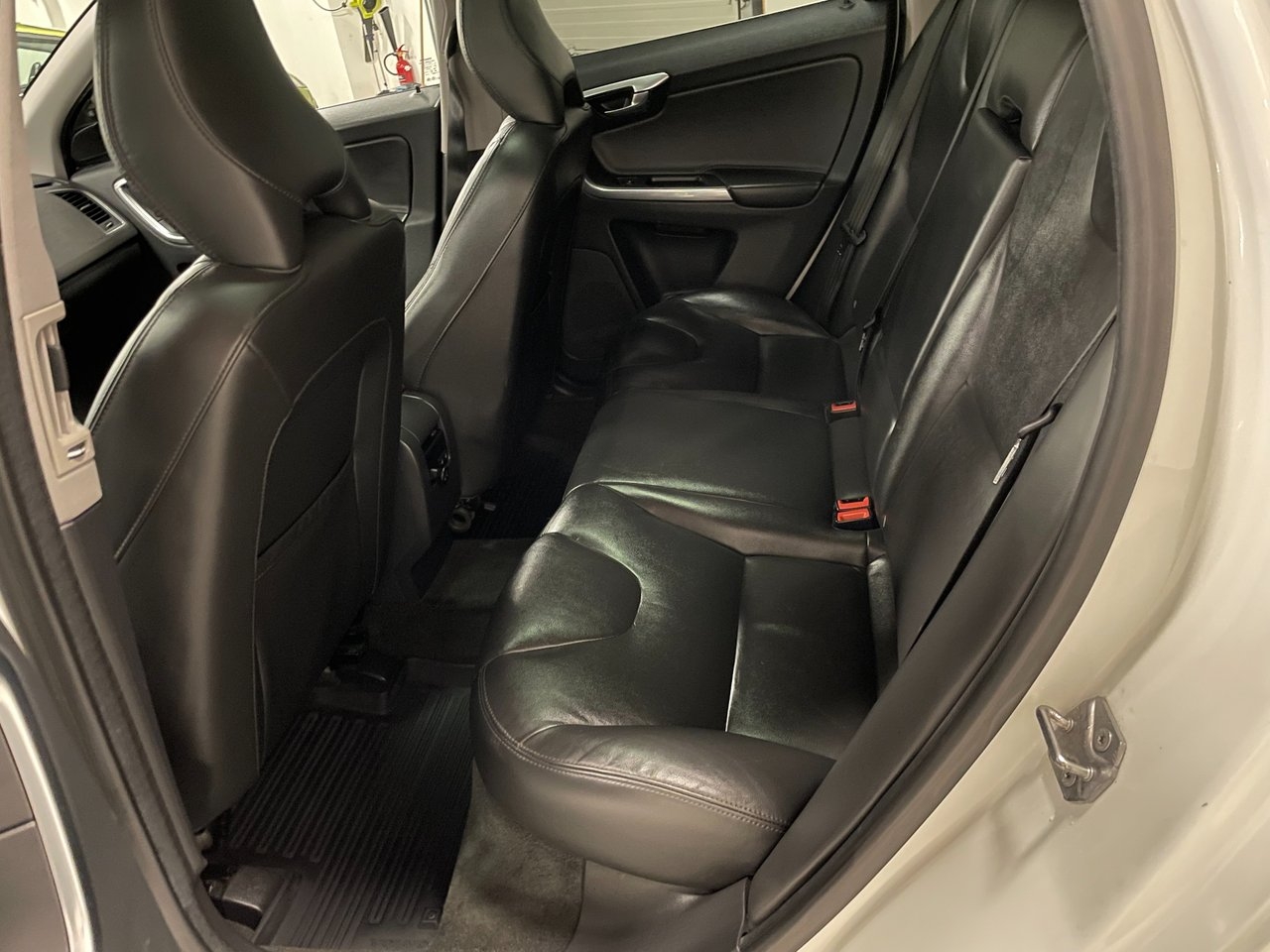 Volvo XC60 D4 Summum 2016, bild 4/9