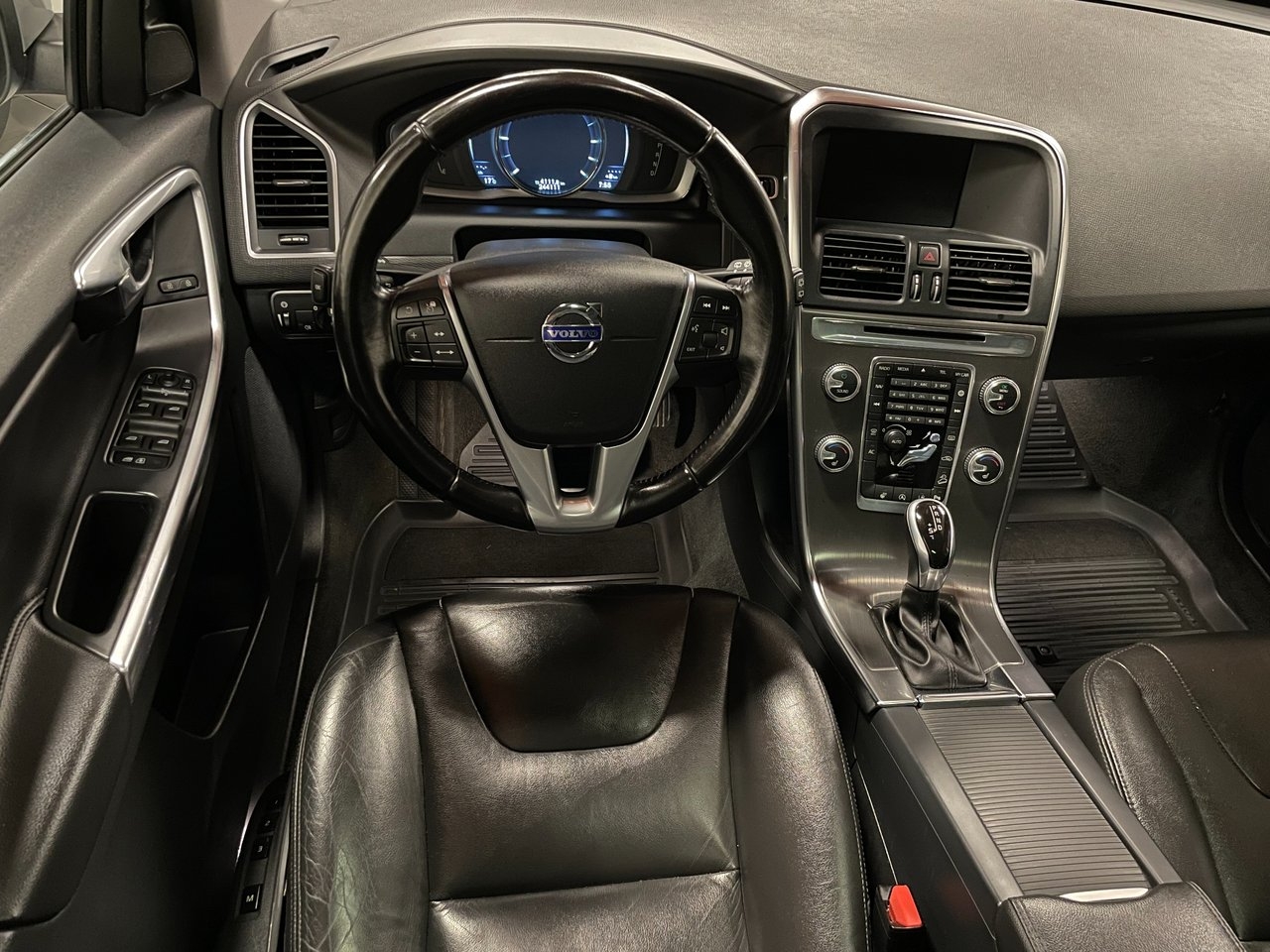 Volvo XC60 D4 Summum 2016, bild 5/9