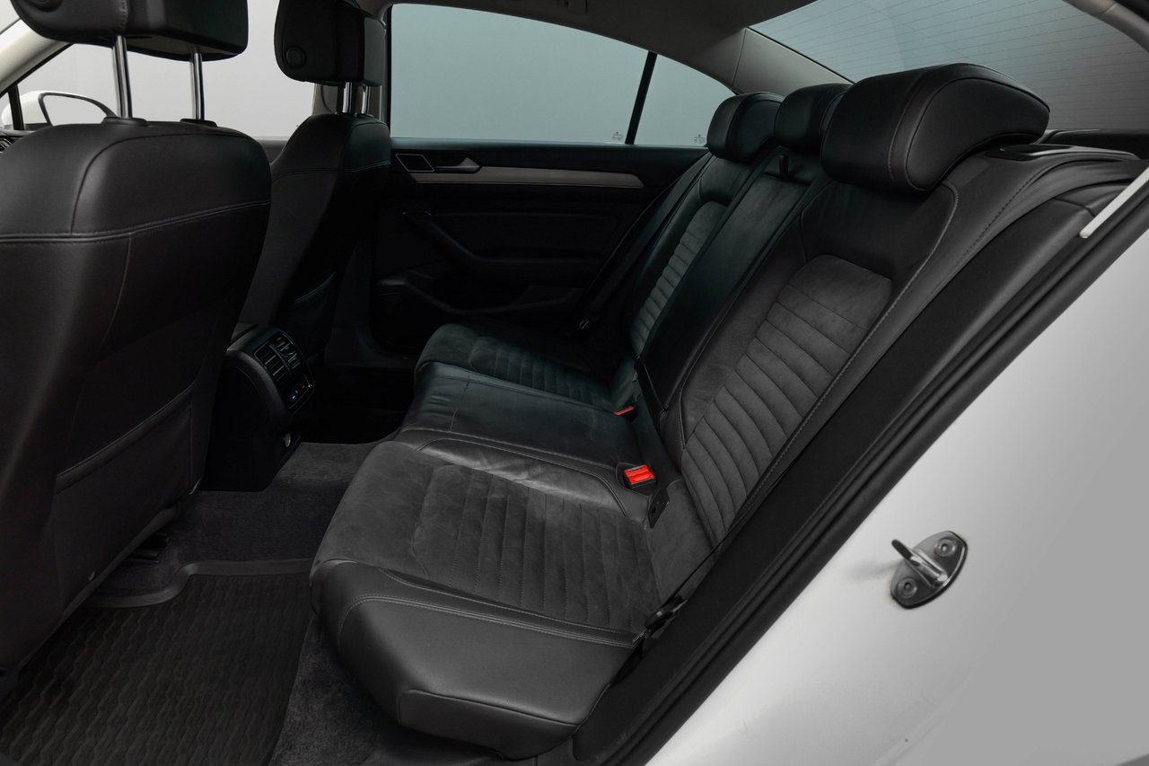 Volkswagen Passat 2016, bild 6/10