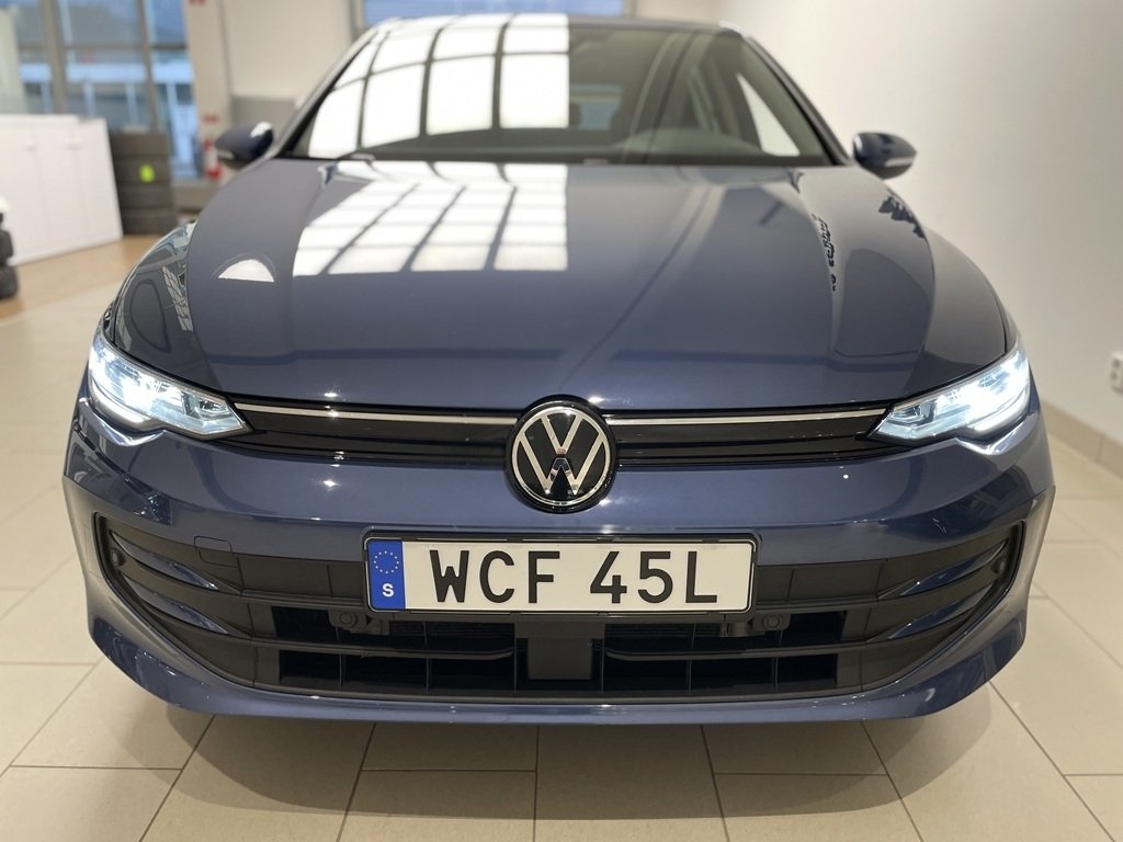 Volkswagen Golf LIFE TSI 150 HK 2025, bild 3/17