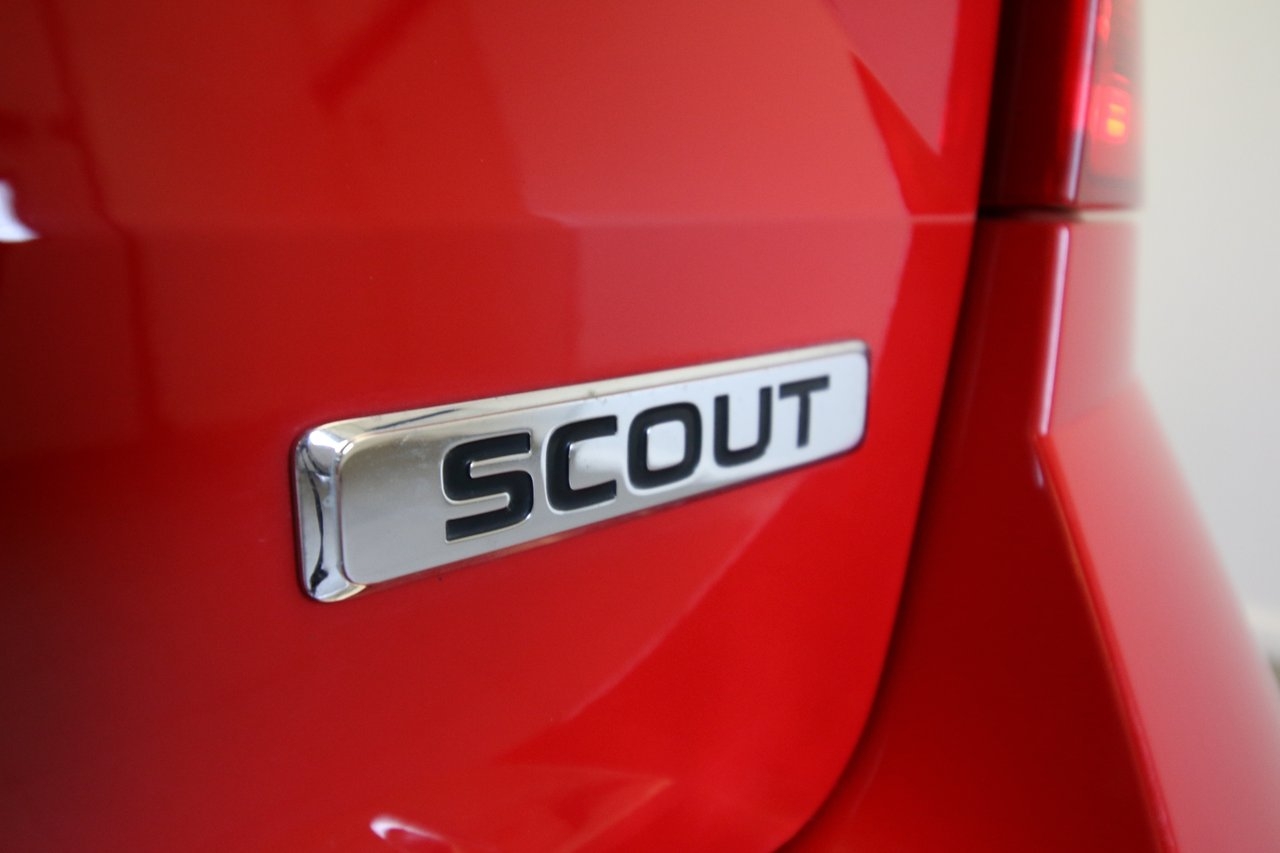Skoda Octavia Scout 2.0 TDI 2016, bild 9/10