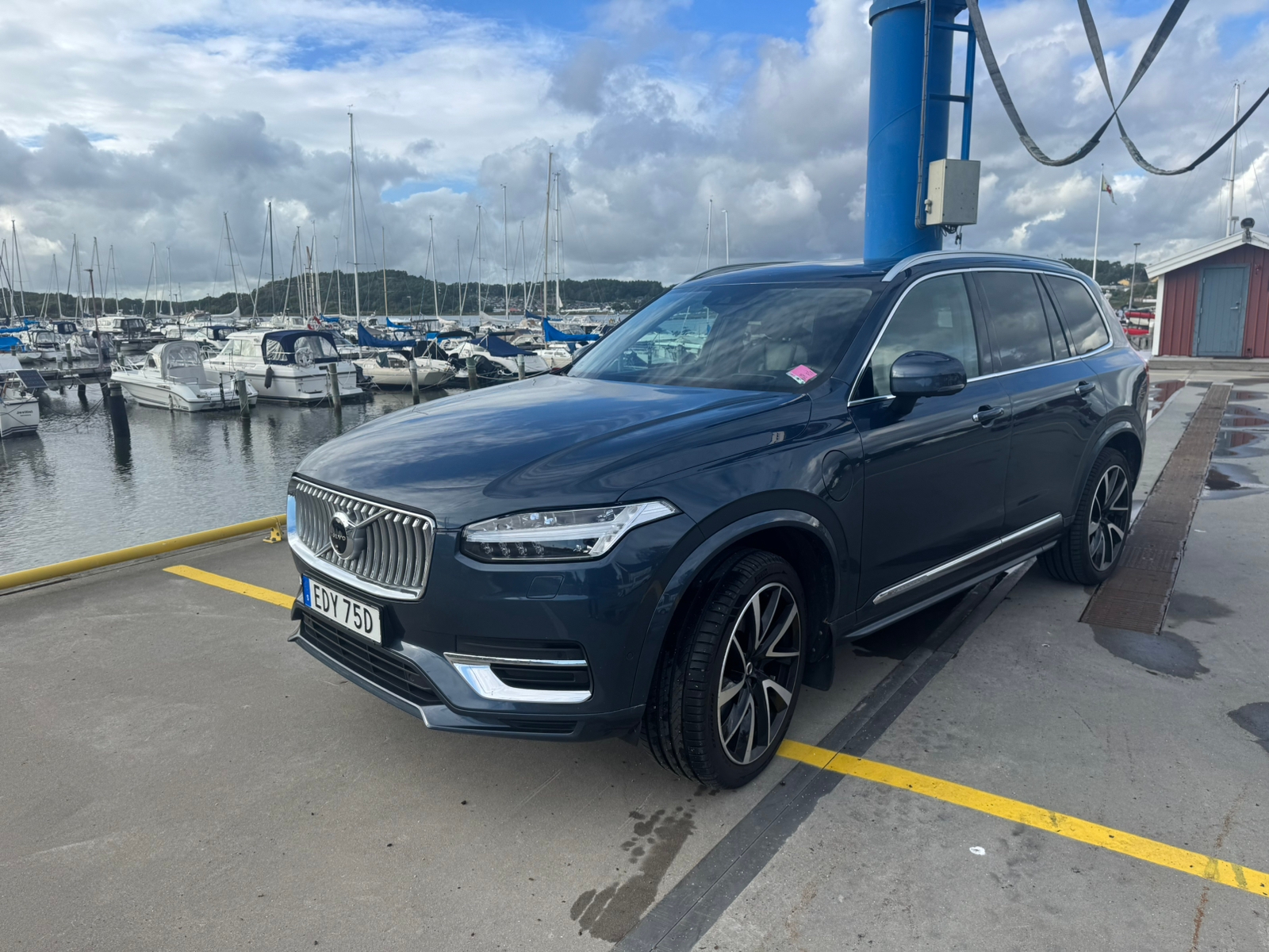 Volvo XC90 T8