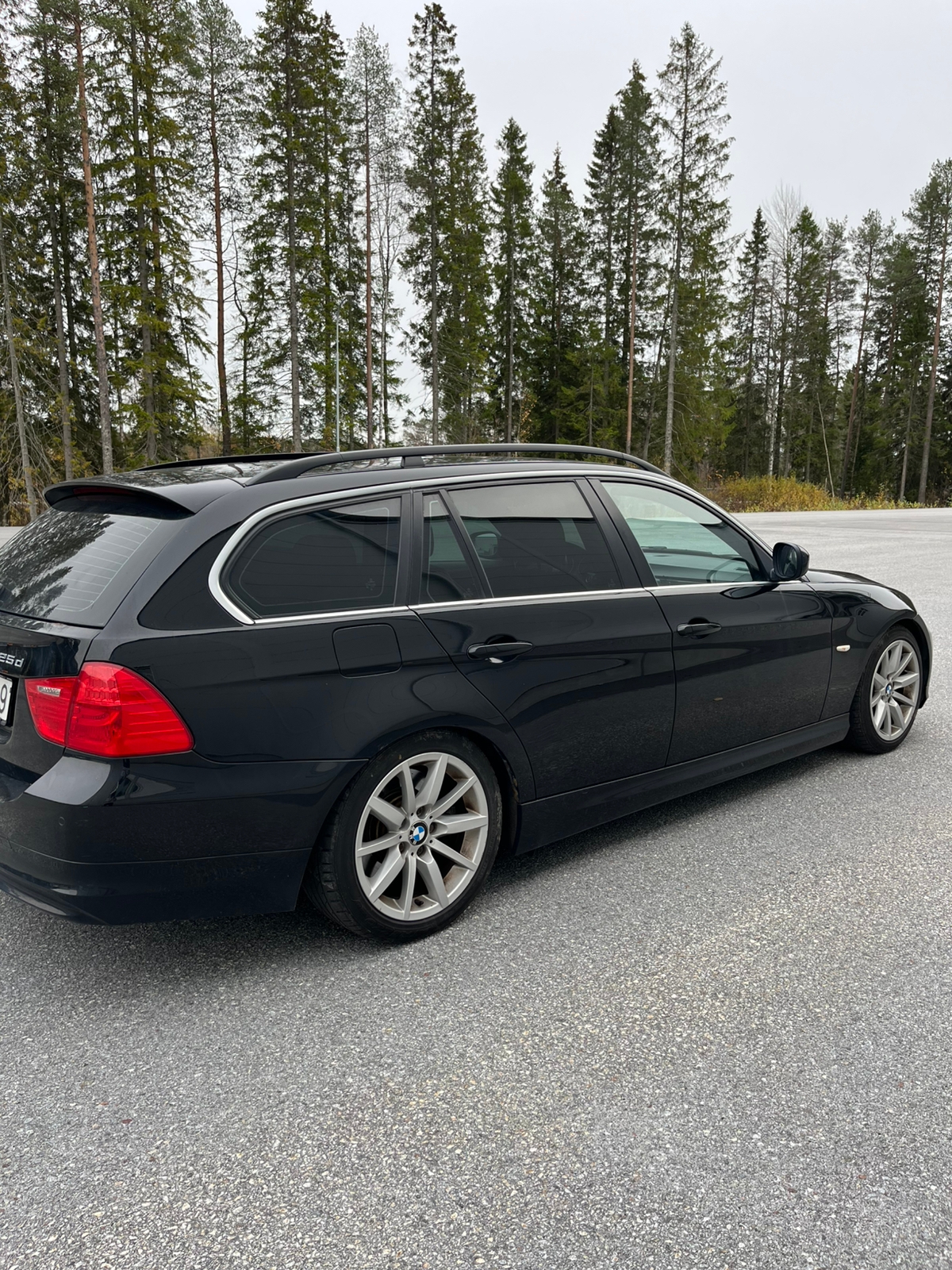 BMW 325d 2010, bild 3/8