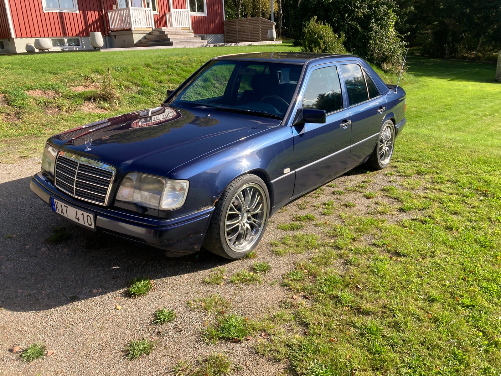 Mercedes-Benz E 200 Manuell 1995, bild 2/5