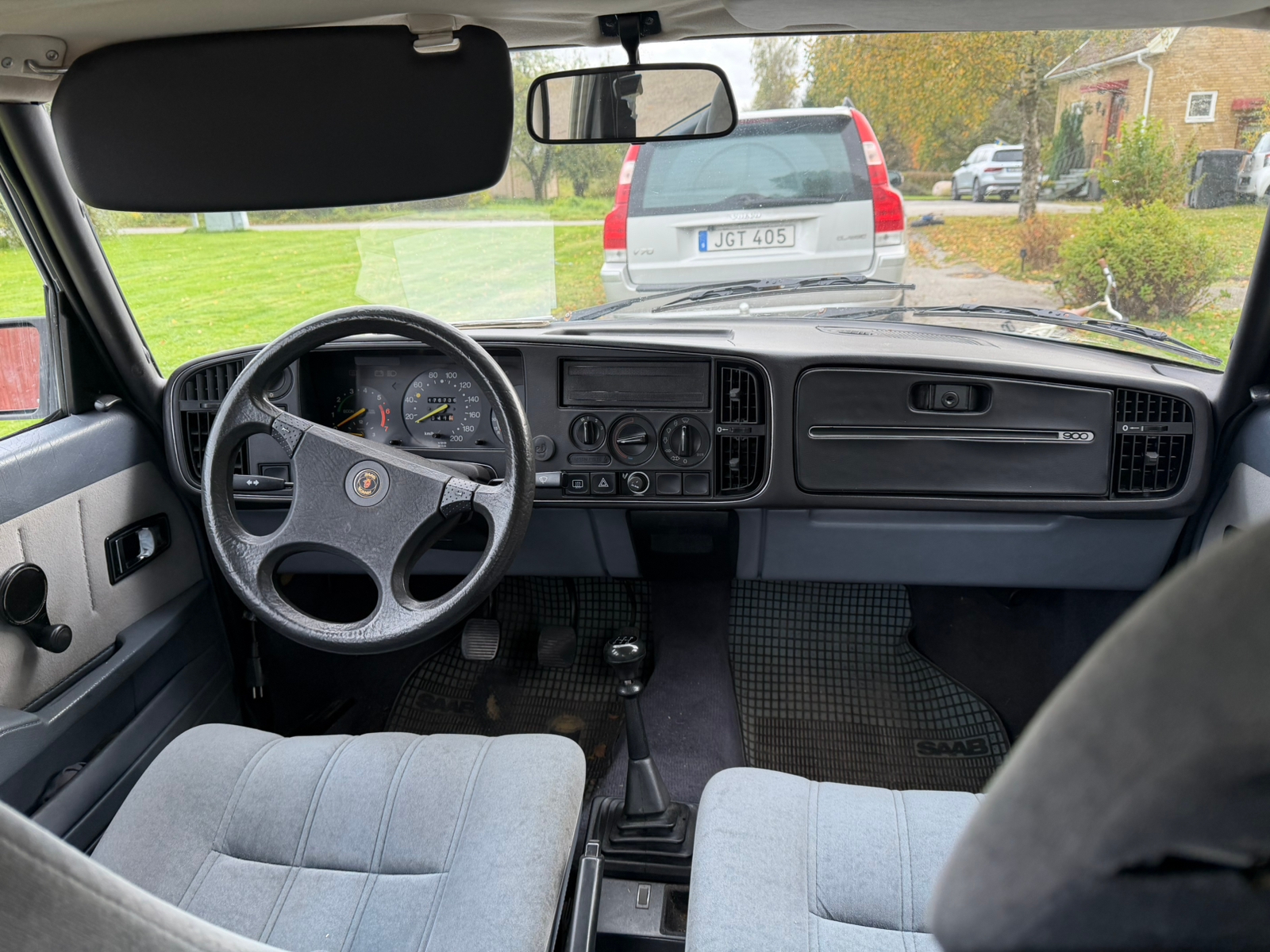 Saab 900 4-dörrars Sedan 2.0 Manuell 1985, bild 6/6