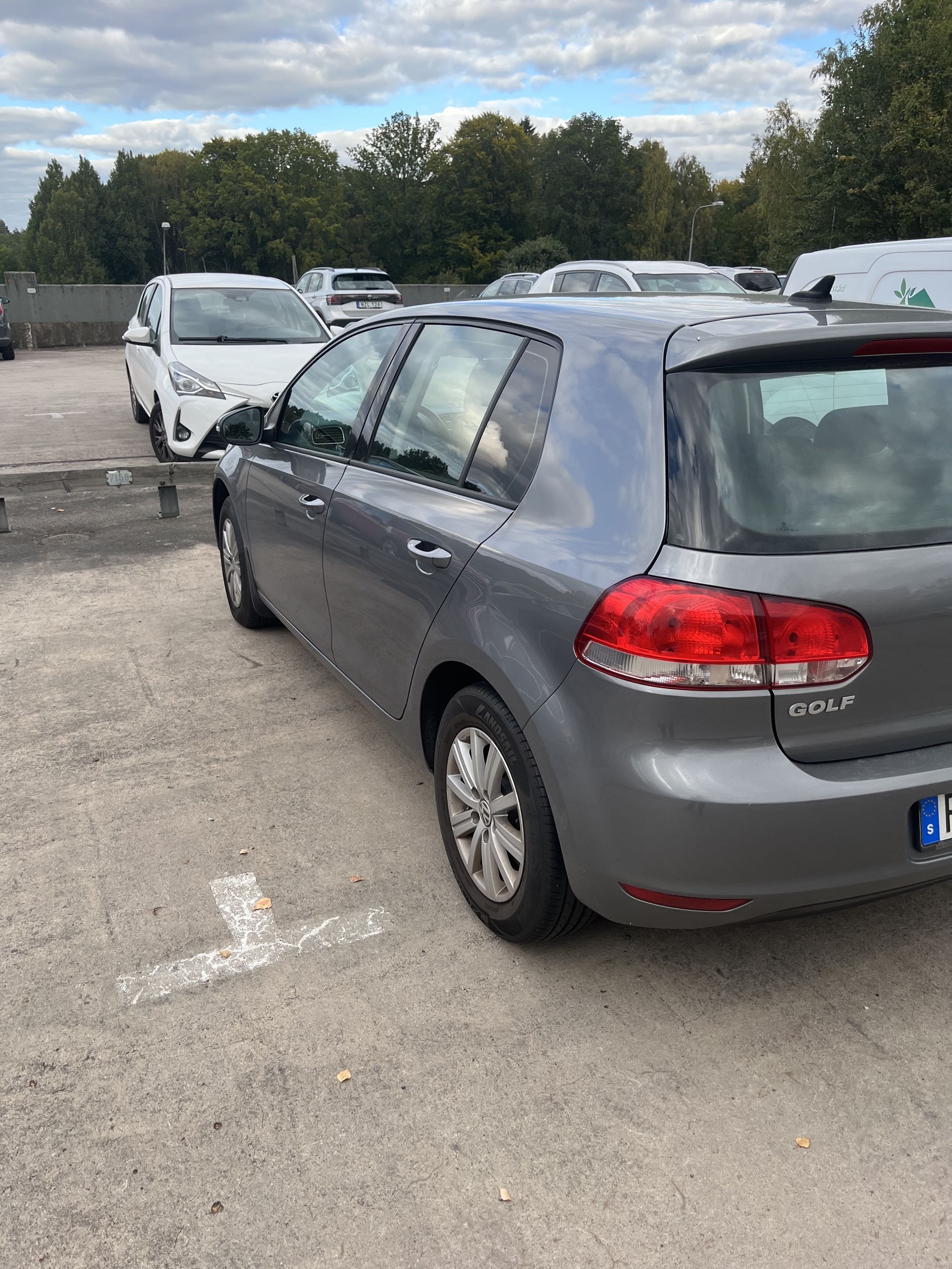 Volkswagen Golf 1.6 2010, bild 3/7