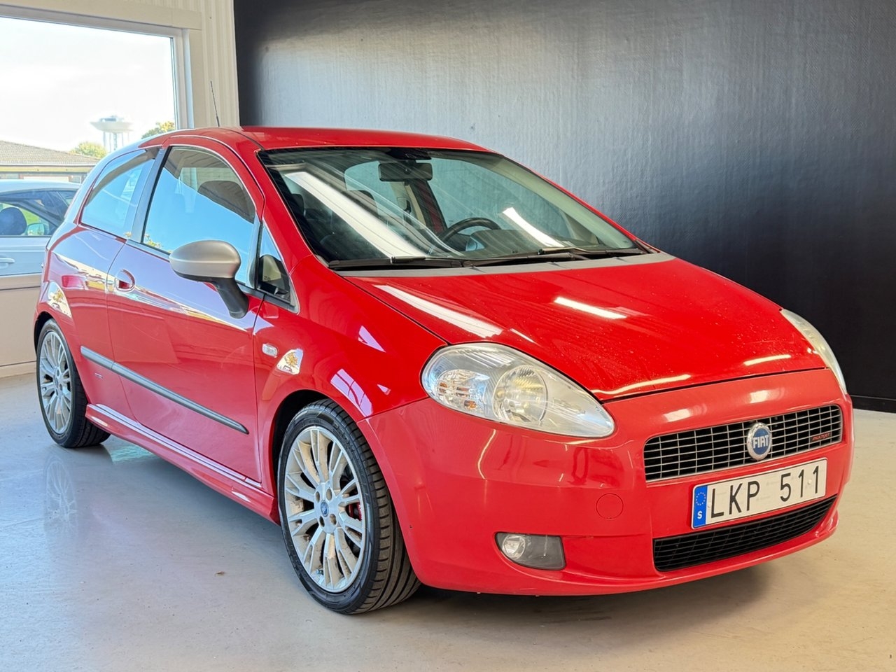 Fiat Grande Punto 2007, bild 3/10