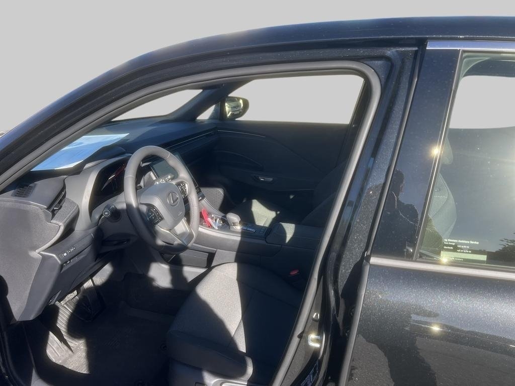 Lexus LBX 2026, bild 6/10