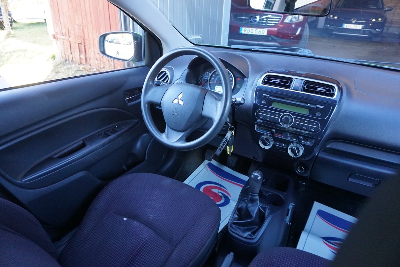 Mitsubishi Space Star 2013, bild 5/7