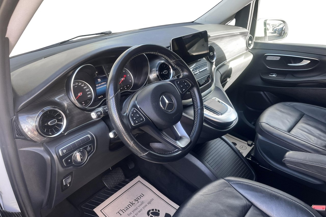 Mercedes-Benz V 2021, bild 6/10