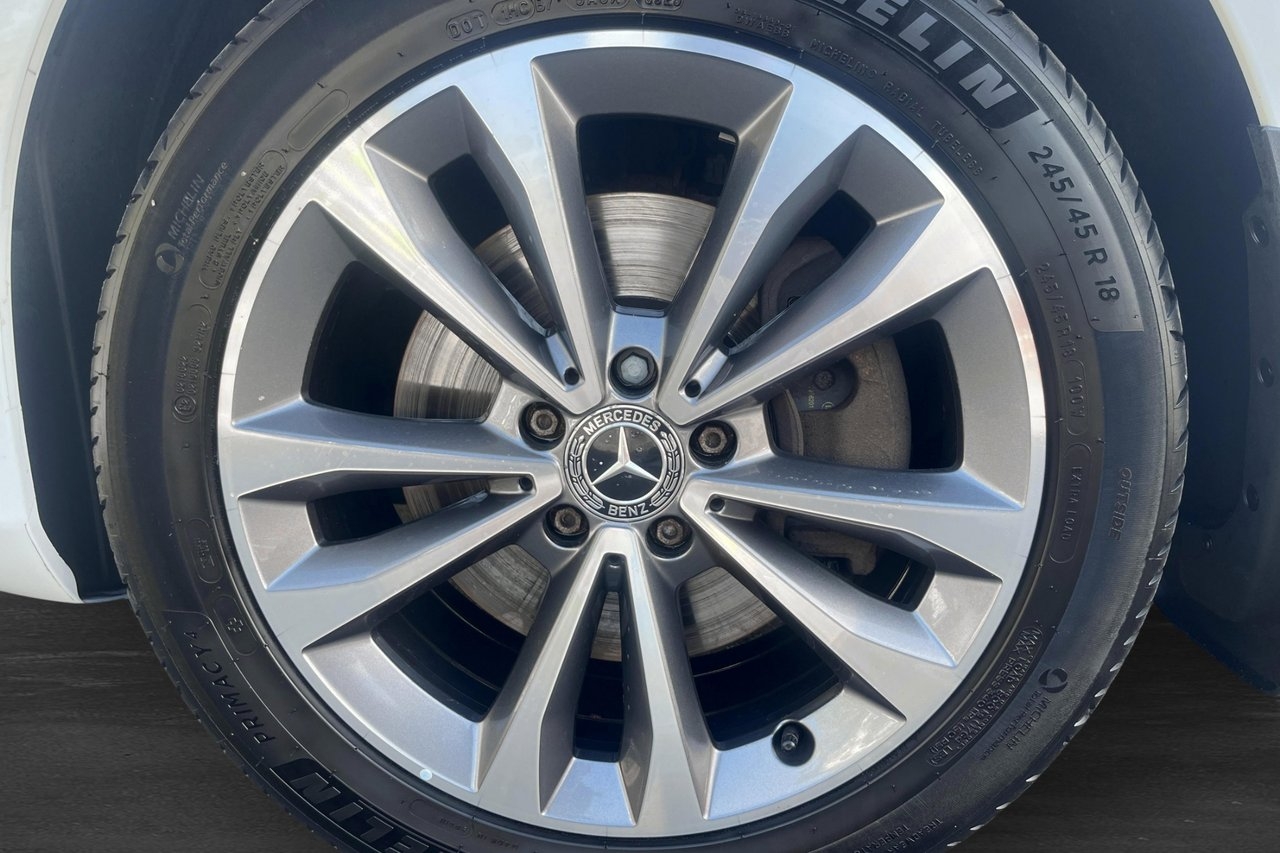 Mercedes-Benz V 2021, bild 5/10