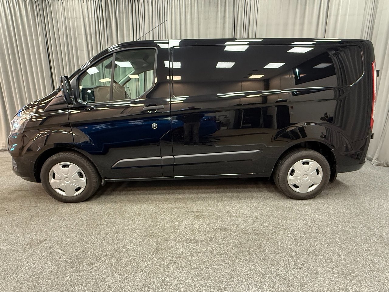 Ford Transit Custom 2020, bild 2/10
