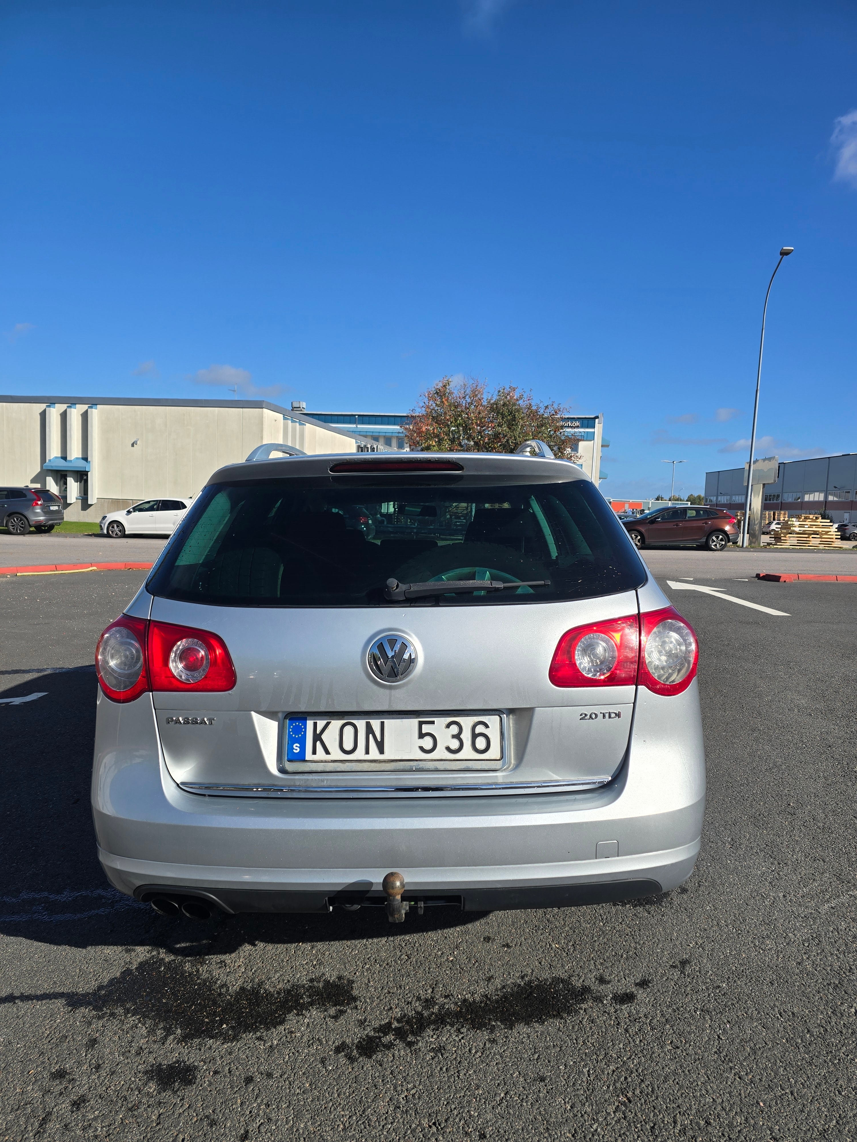 Volkswagen Passat 2009, bild 4/10