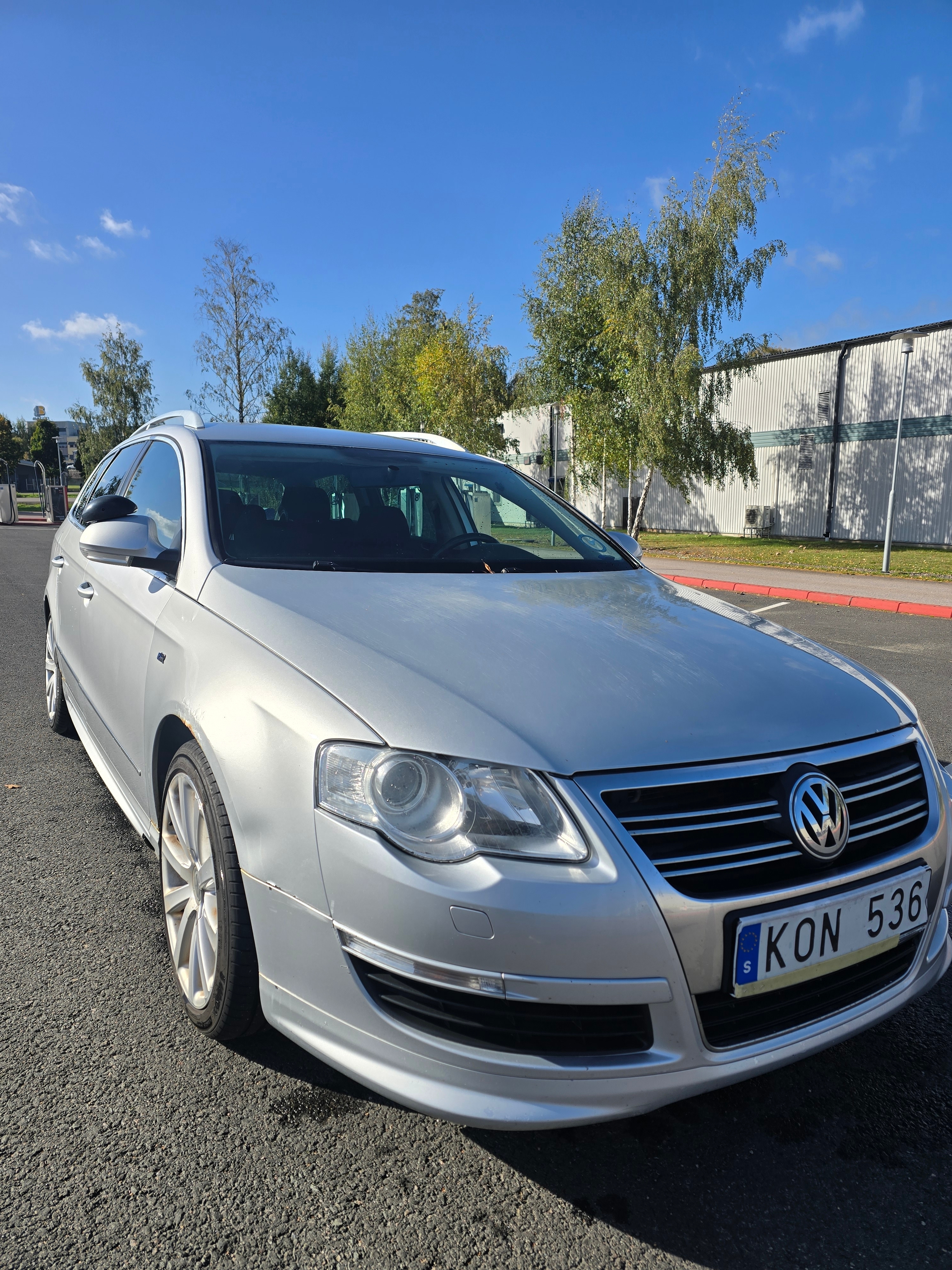 Volkswagen Passat 2009, bild 2/10