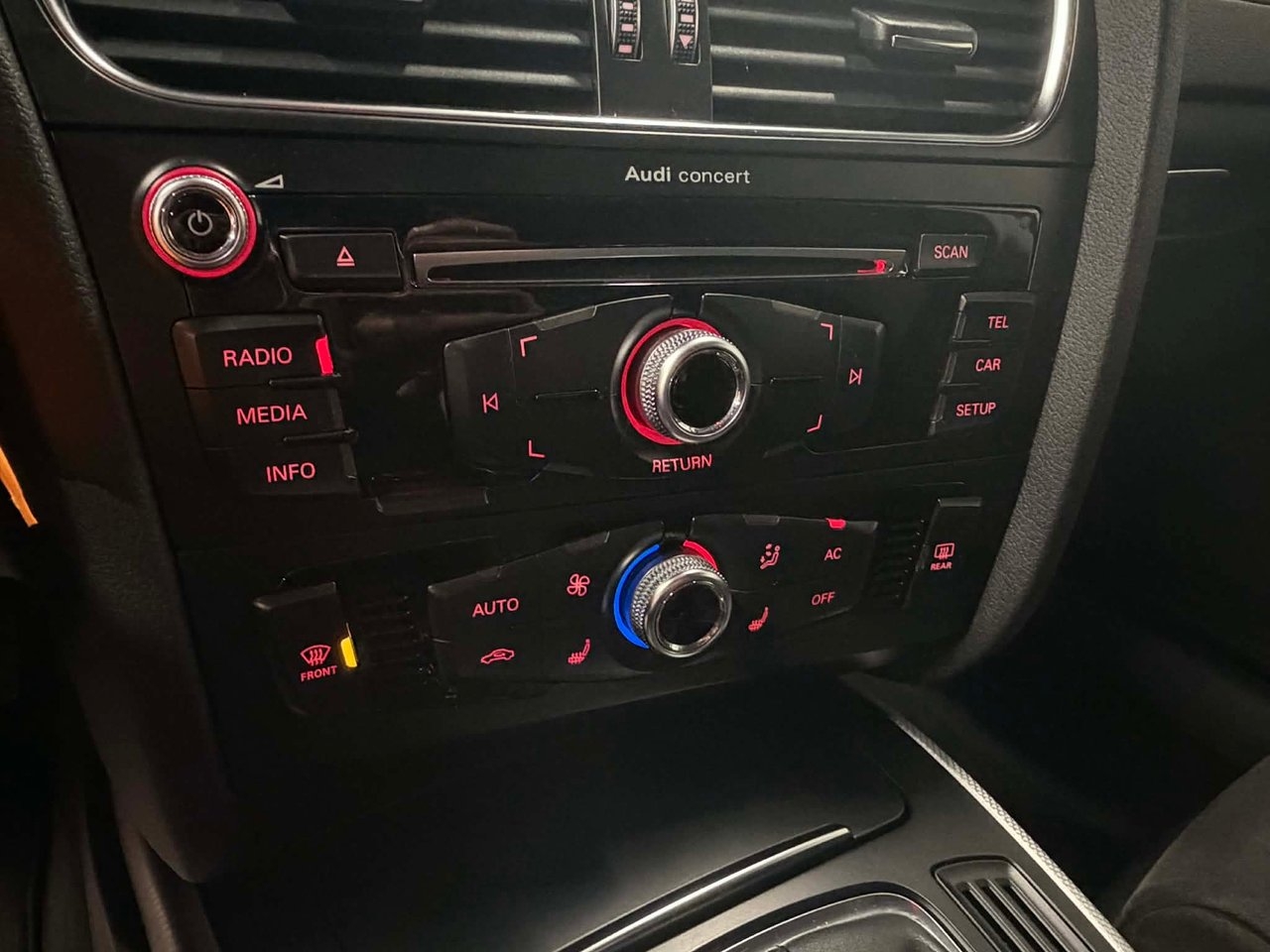 Audi A4 2.0 TDI 2013, bild 7/10