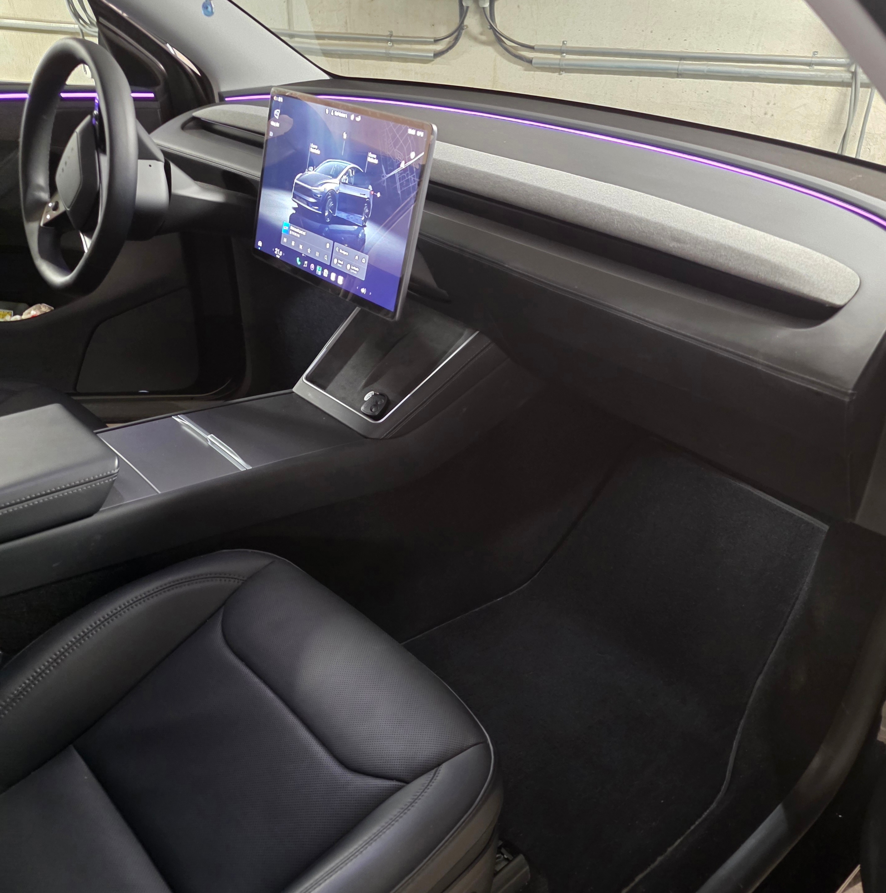 Tesla Model Y Long Range AWD 2025, bild 7/8