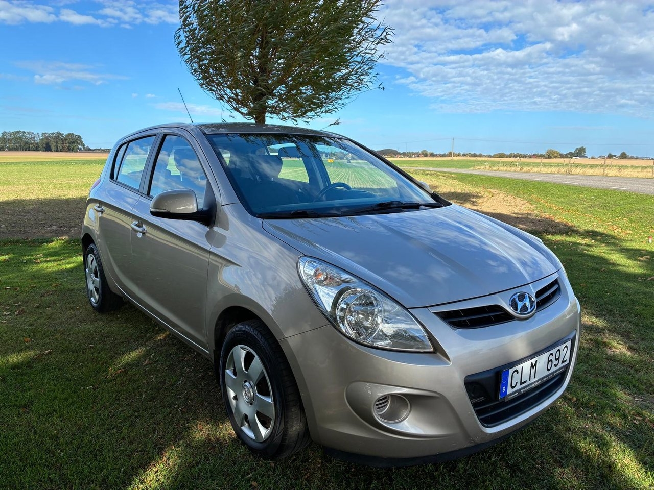 Hyundai i20 1.4 Select 2011, bild 2/10