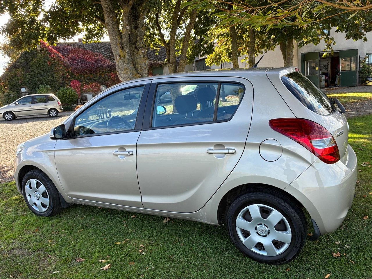 Hyundai i20 1.4 Select 2011, bild 3/10