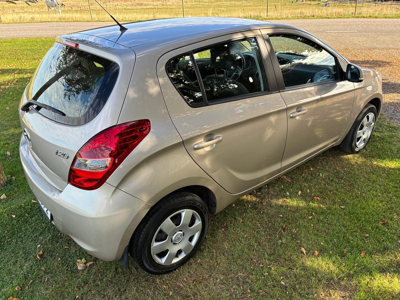 Hyundai i20 1.4 Select 2011, bild 4/10