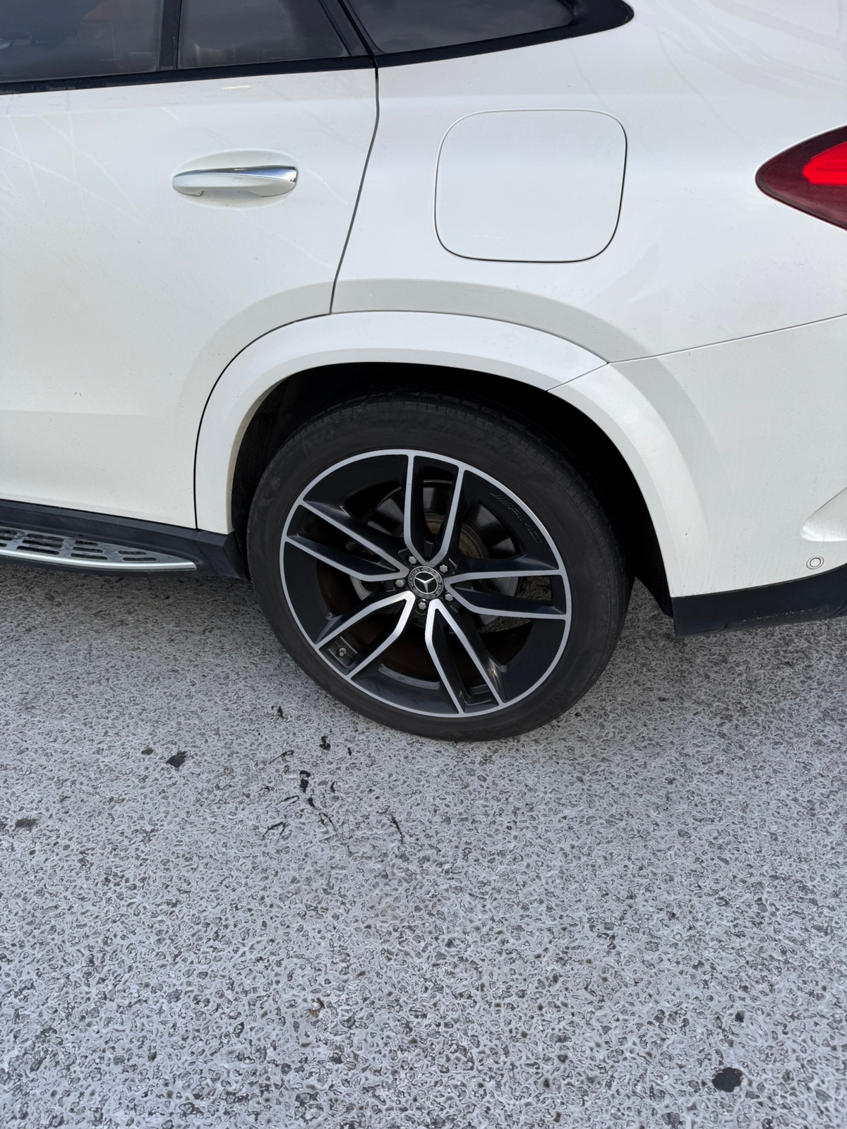 Mercedes-Benz GLE 350 de 2022, bild 4/4