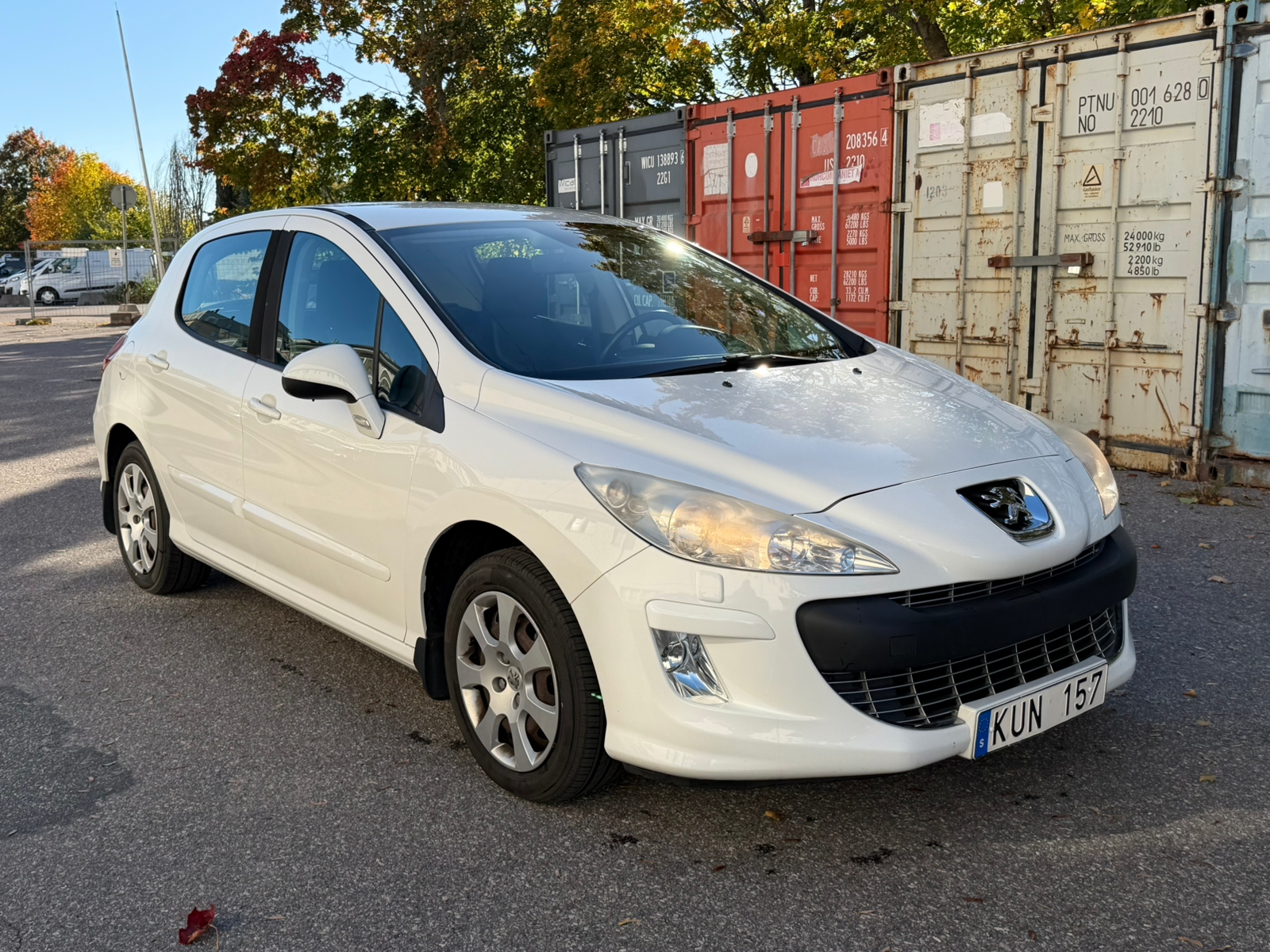 Peugeot 308 2011, bild 2/7
