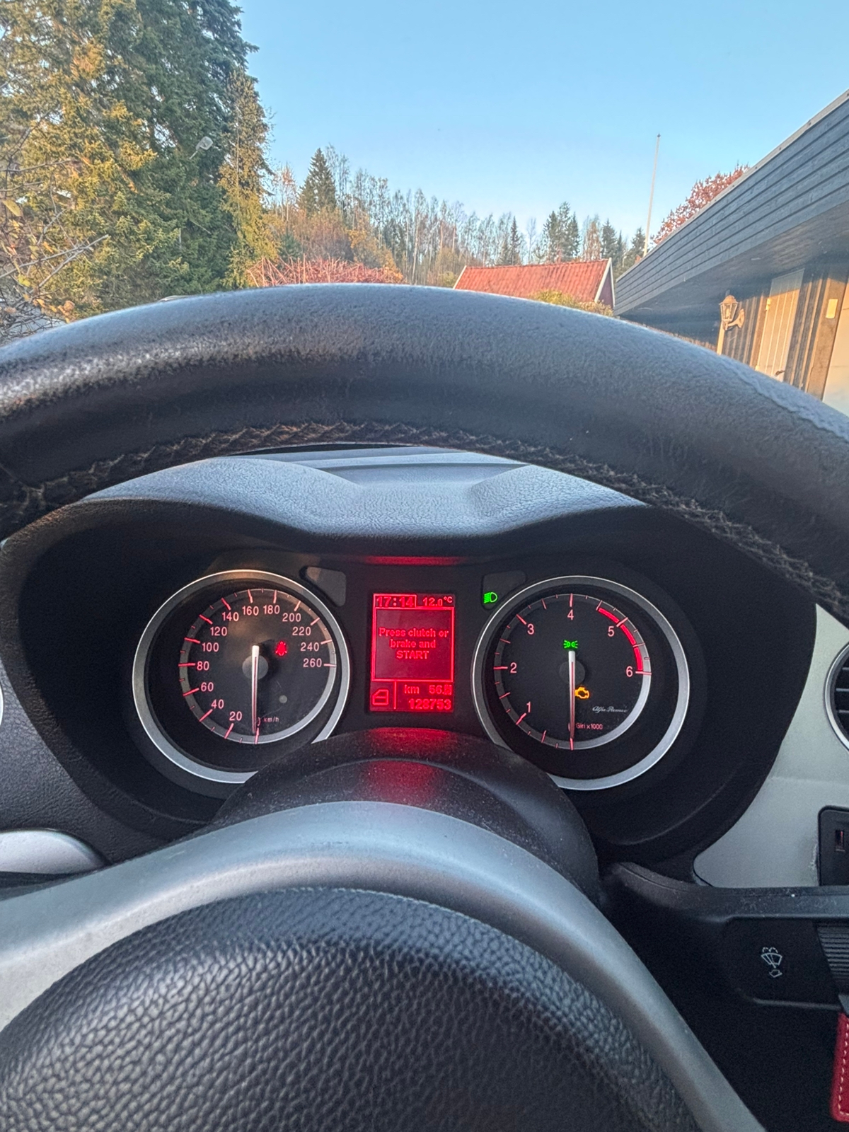 Alfa Romeo 159 1.9 JTDM 16V Manuell 2007, bild 6/7