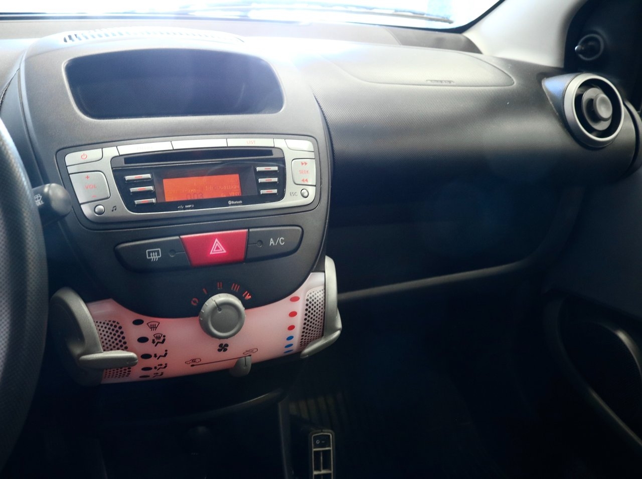 Toyota Aygo 1.0 2013, kuva 7/10