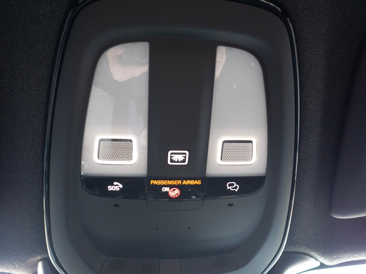 Volvo XC40 Core 2023, kuva 9/10