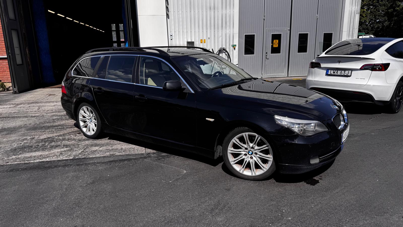 BMW 520 d Touring Automatisk 2009, bild 2/9