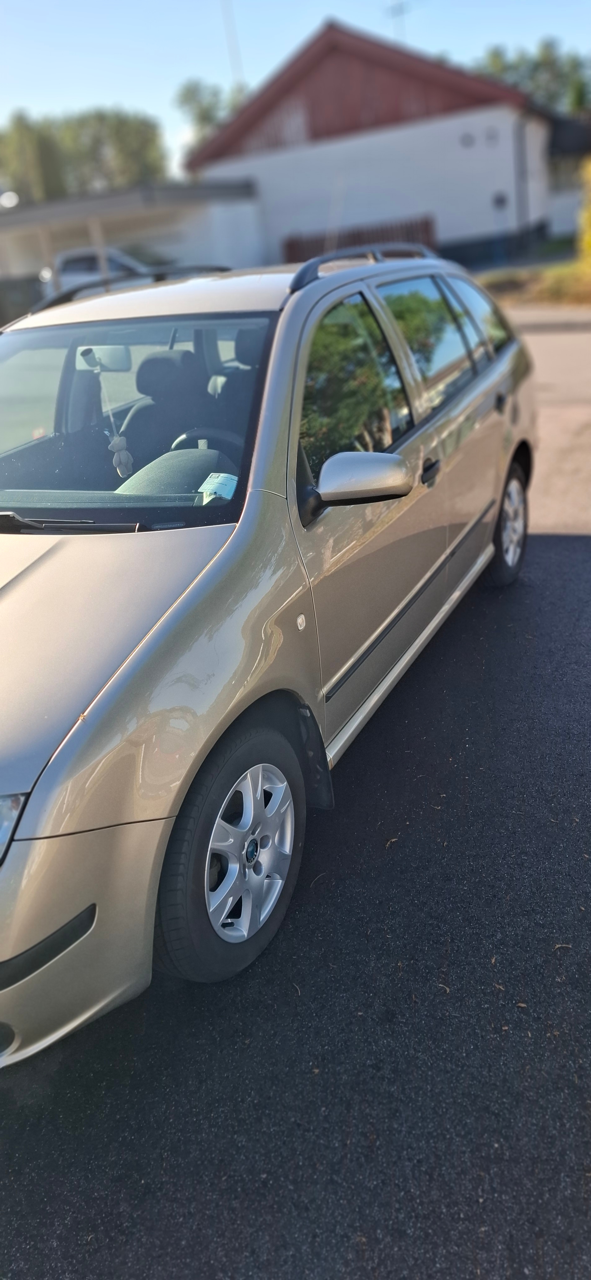 Skoda Fabia Kombi 1.2 Manuell 2006, bild 2/8